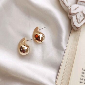 Drop shape metal earrings for office wear