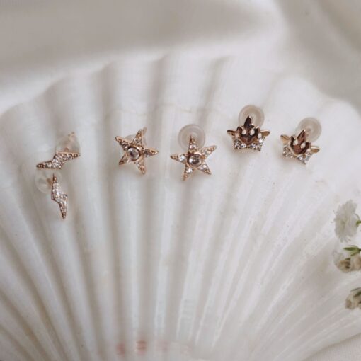 metallic studs
